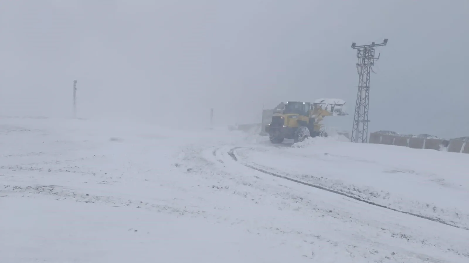 Şırnak’ta Kar ve Yağış Etkili Oldu, Habur Çayı Debisi Yükseldi