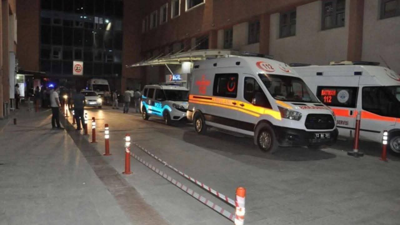 Silahlı ve Bıçaklı Kavga 2 Kişi Hayatını Kaybetti, 2 Kişi Yaralandı