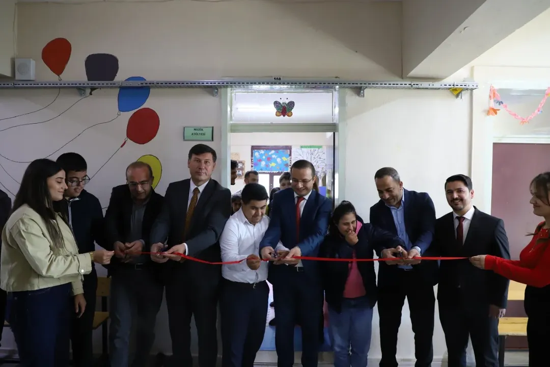 Cizre Özel Eğitim Uygulama Okulunda Müzik Sınıfı Açıldı